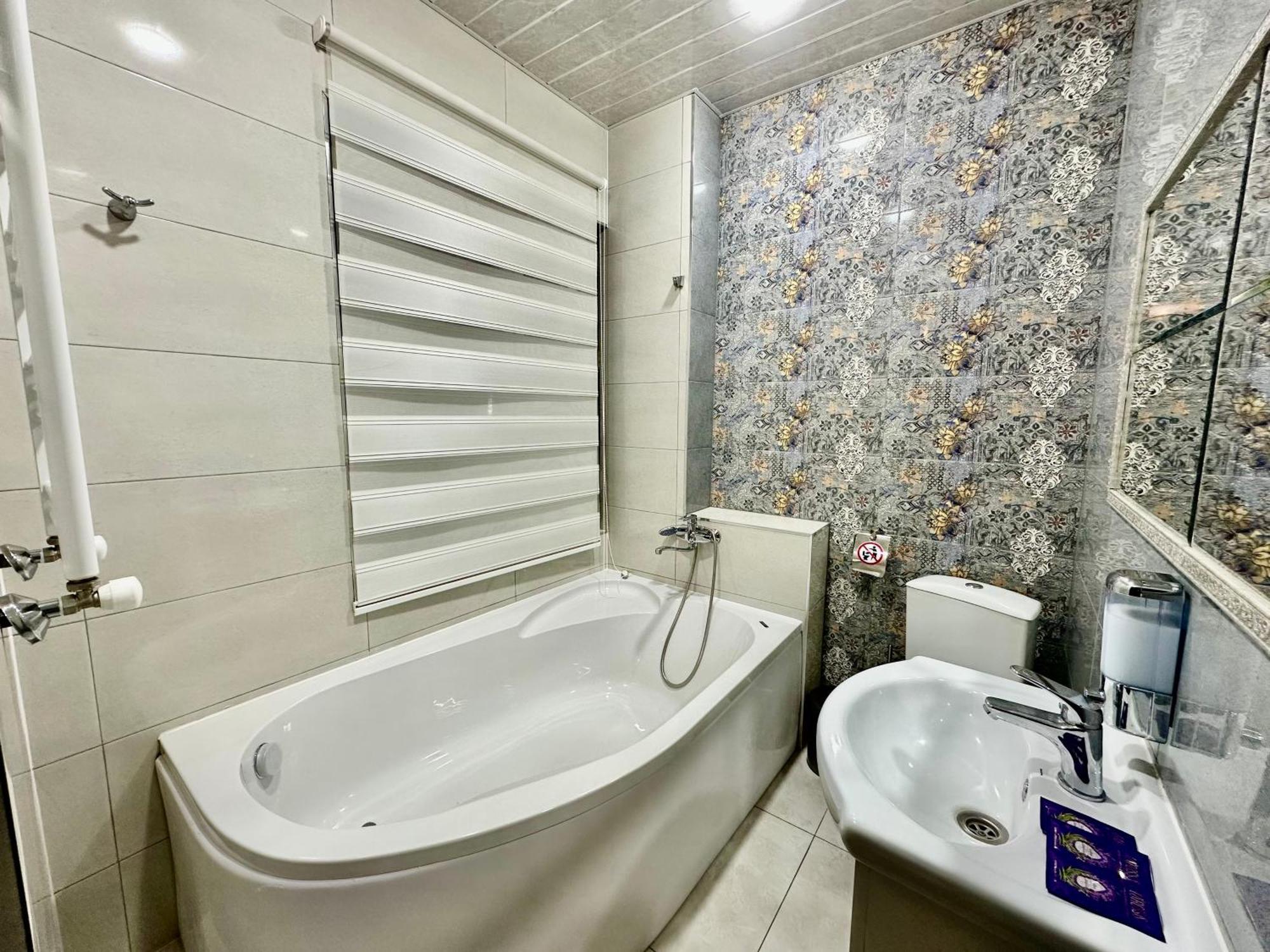 Tadevosyan Guest House Bjni Εξωτερικό φωτογραφία