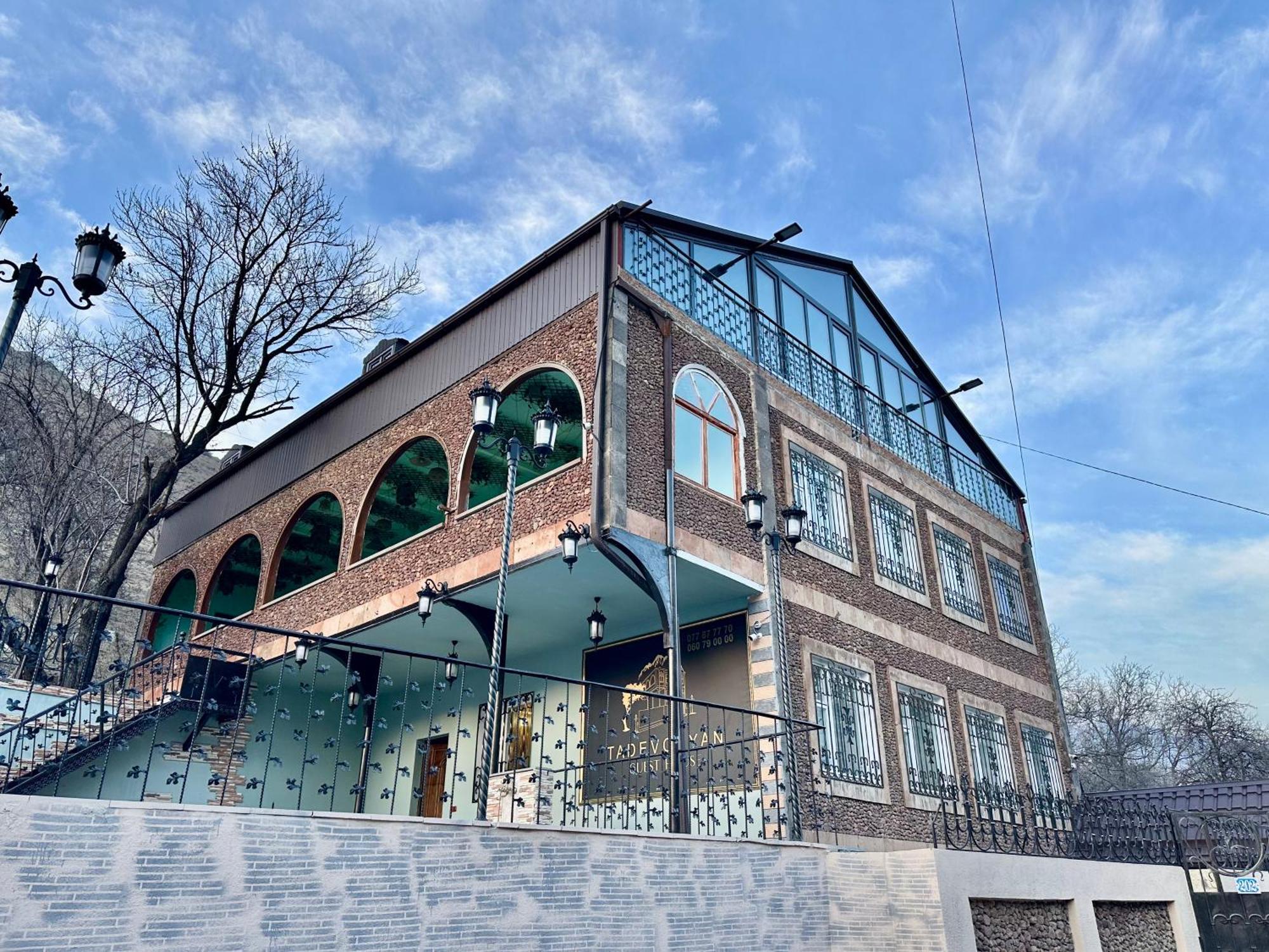 Tadevosyan Guest House Bjni Εξωτερικό φωτογραφία