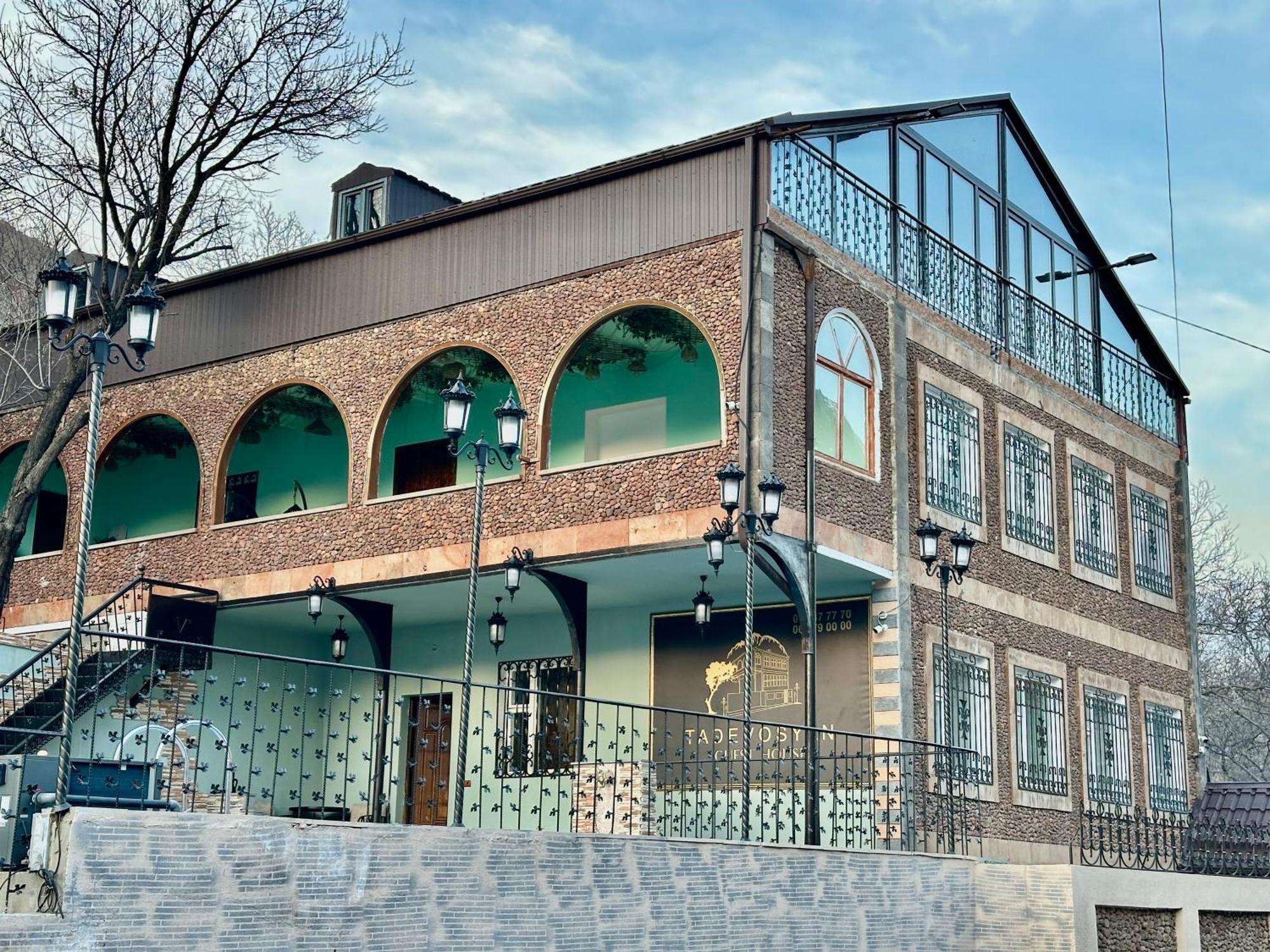 Tadevosyan Guest House Bjni Εξωτερικό φωτογραφία